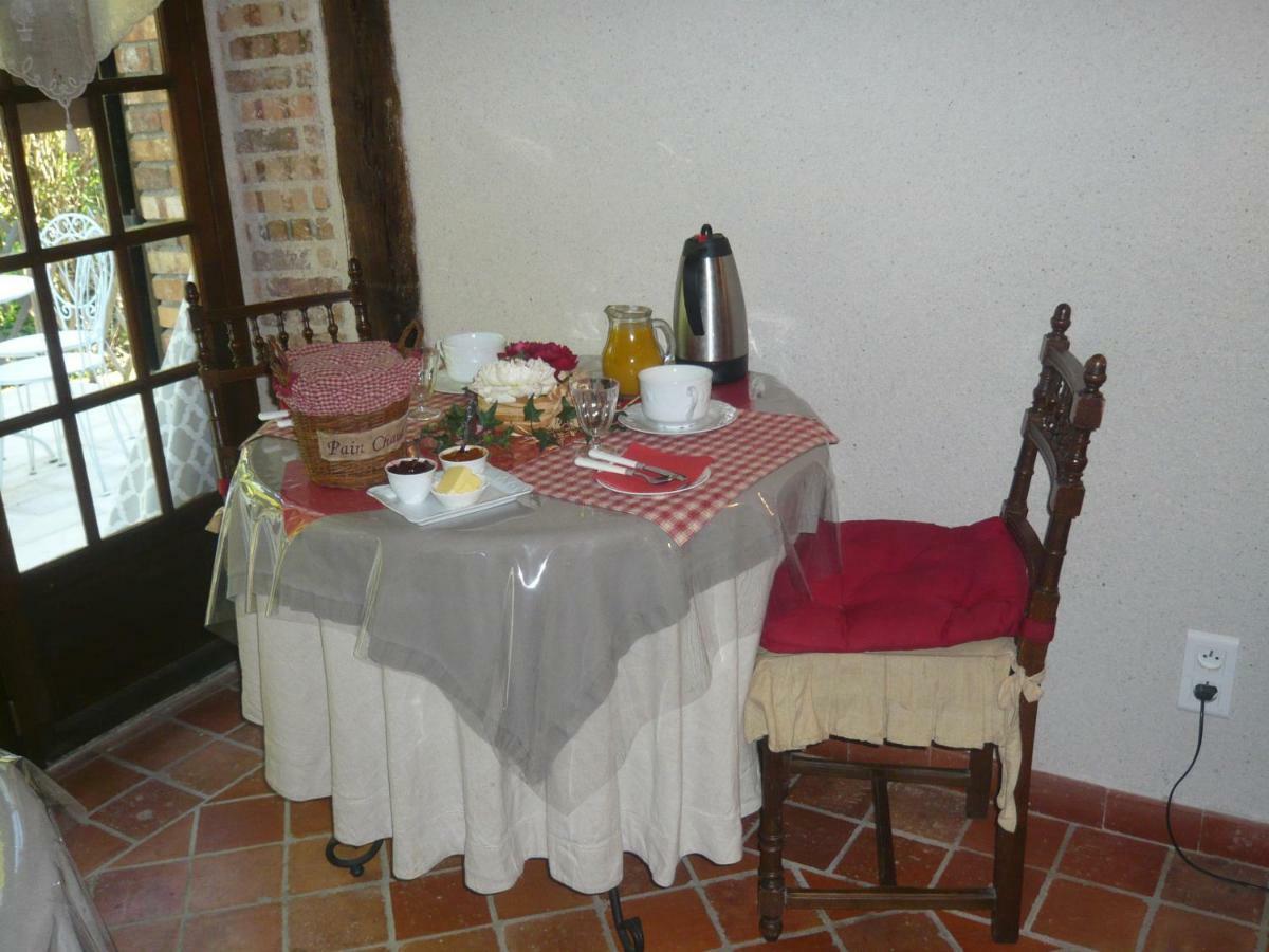 La Petite Ferme Bed & Breakfast Vouzeron Exterior photo